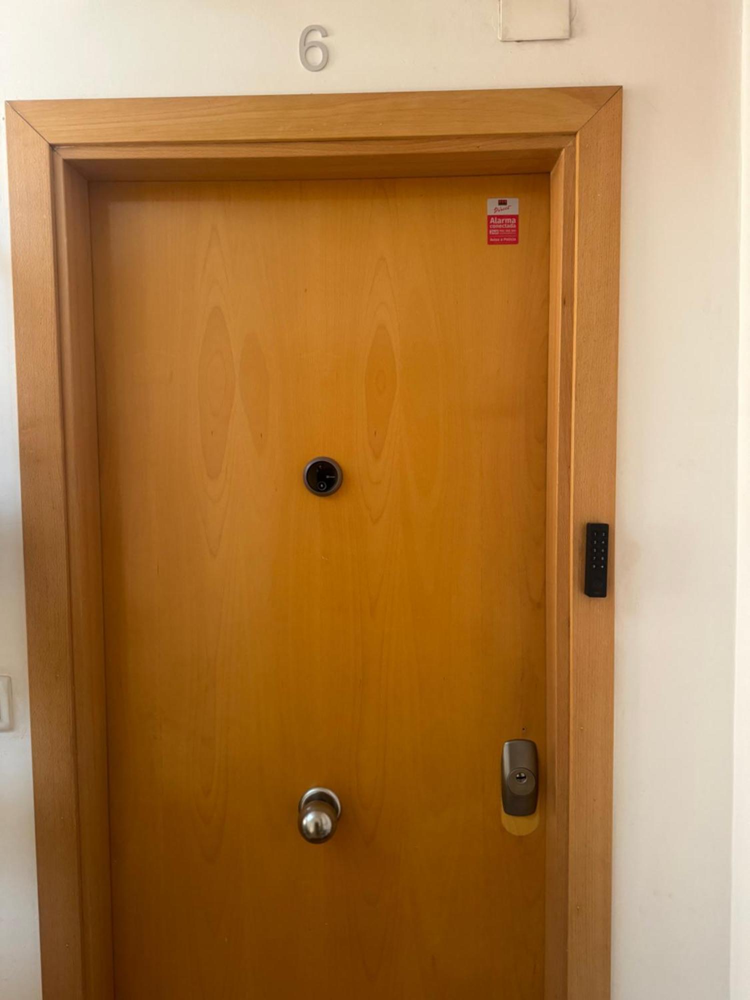 Apartamento Primera Linea De Mar Валенсия Екстериор снимка